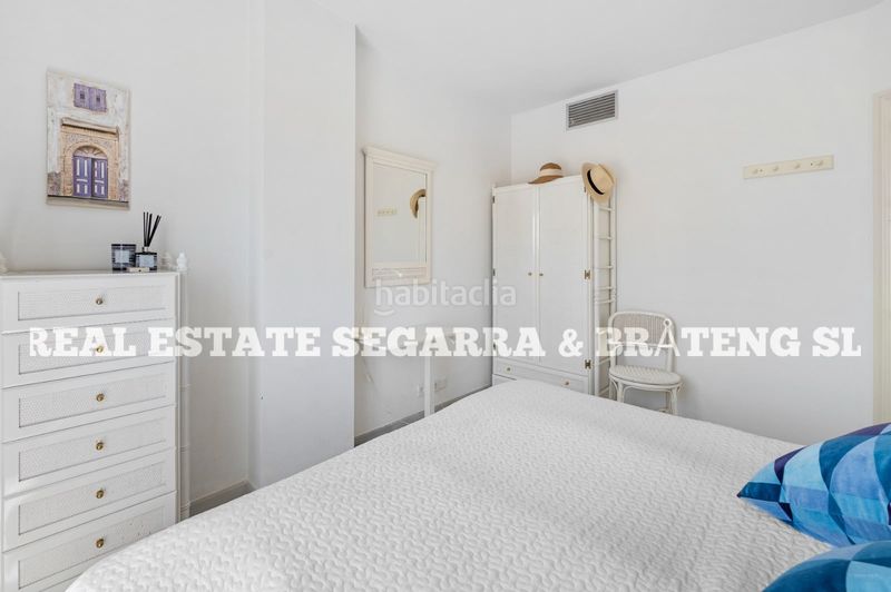 Foto c0d0dd7f-fe3b-4729-a4ff-1117ad785ae4. Apartament amb xemeneia piscina a Elviria Marbella