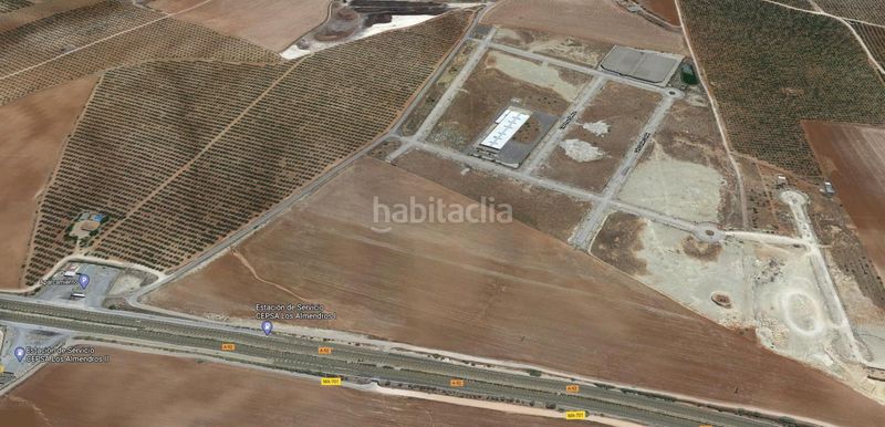 Foto 20ecb754-a54d-46d5-83ea-cd63ffb6b5fe. Area edificabile industriale in Humilladero