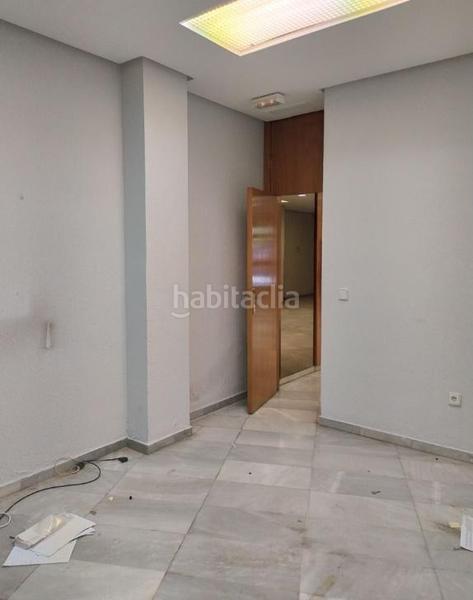 Foto 094b0789-d91f-4e9e-95d8-2327dd459fb7. Local comercial en Zona de la Vega Antequera