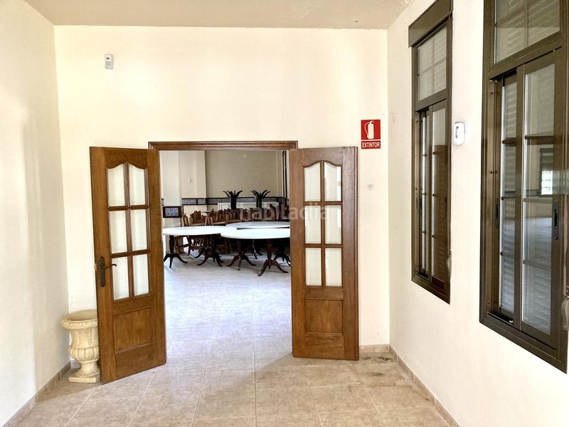 Foto 87bb8fdc-830c-48d1-86f5-775cef420cad. Edificio en Villanueva de Algaidas