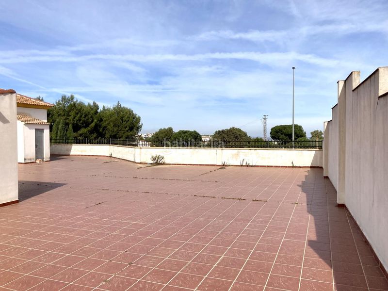 Foto a7d89a8a-db28-425f-901e-a14ac363494f. Edificio en Villanueva de Algaidas