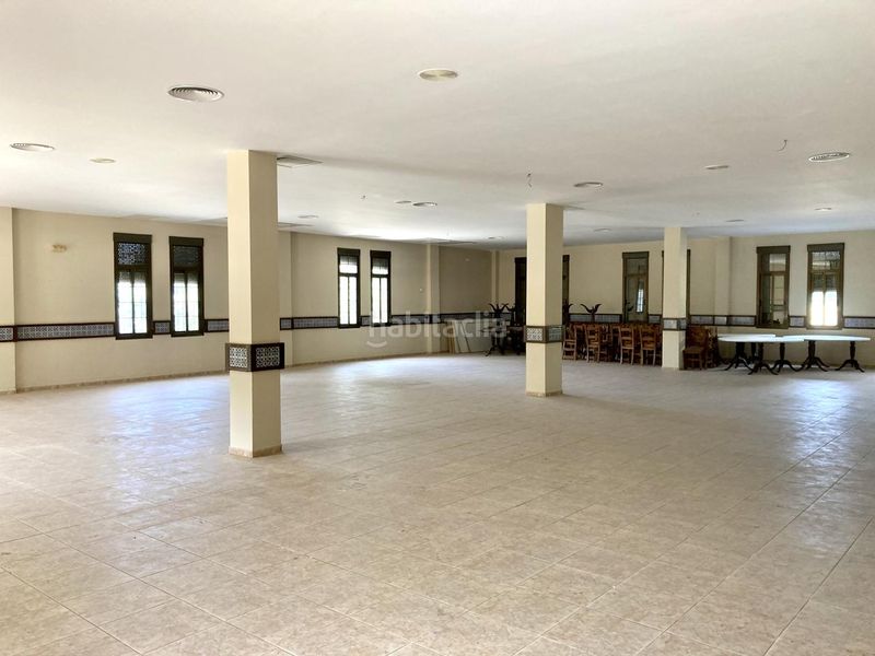 Foto acd1d049-e069-4004-9f0d-10218de600cb. Edificio en Villanueva de Algaidas