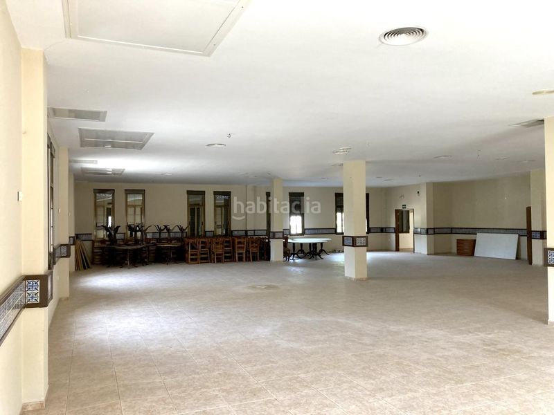 Foto eb82deb7-e56e-4e91-9f8d-984a59b32464. Edificio en Villanueva de Algaidas