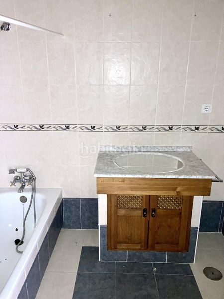 Foto ede29bdb-3160-4dec-af52-69d507cefe1f. Edificio en Villanueva de Algaidas