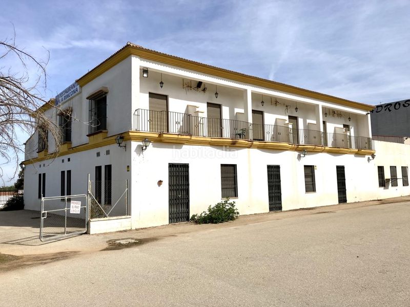 Foto a47ce80d-b602-4227-91e5-f33c1c921acb. Edifici a Villanueva de Algaidas