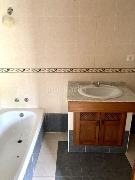 Foto f2d9a831-9ff1-4381-9f9e-9817be07c1e5. Edifici a Villanueva de Algaidas