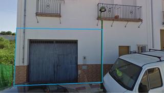 Business premise  El puerto