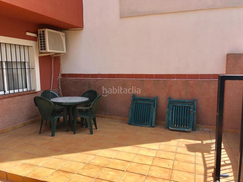 Foto 77f50eda-5e91-479b-9e9e-5b5e63ff2006. Casa adossada amb piscina a Fuente de Piedra