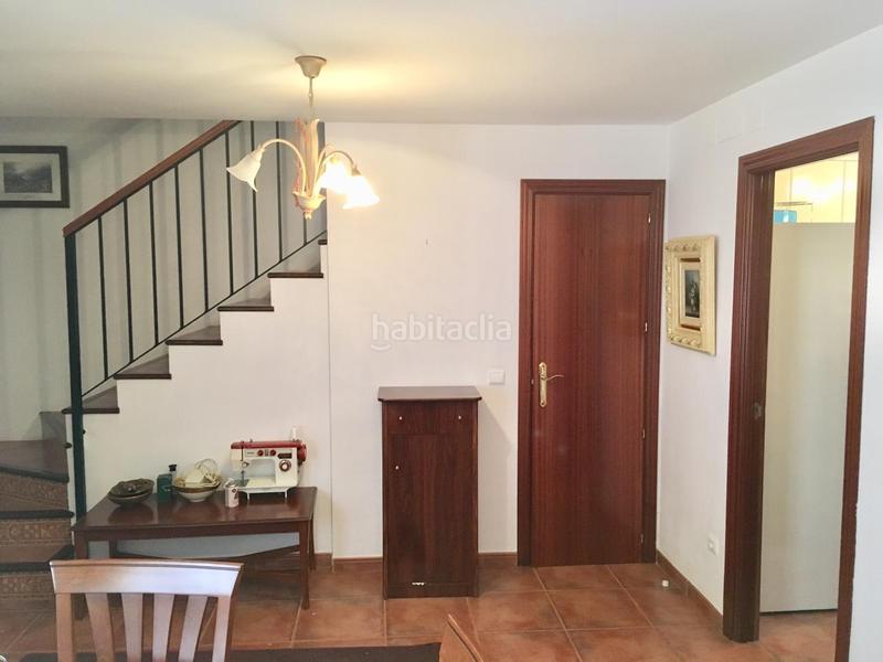 Foto d178ed5f-a60b-4ec4-9aeb-05b167658b3e. Casa adossada amb piscina a Fuente de Piedra