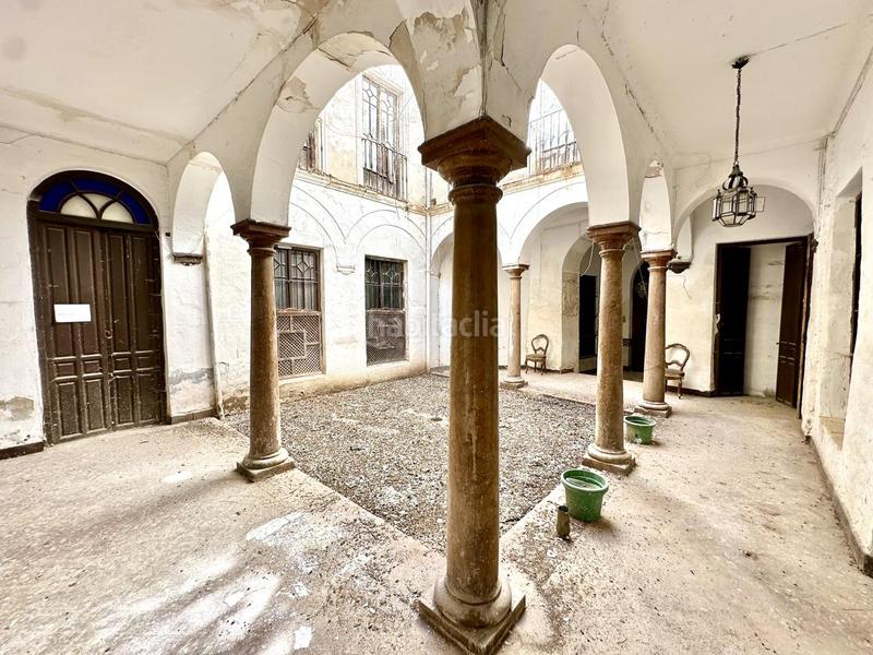 Foto eb2bed84-2b0b-4e98-97ac-1365de3e6b60. Casa palacete histórico en el corazón un legado para transformar en Antequera