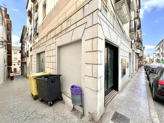 Local Comercial  Carrera