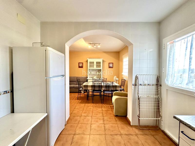 Foto 15383cda-cd8e-4440-a18d-8745f52a2e5f. Casa adosada tu hogar ideal te espera! adosado con jardín, piscina y solárium listo para entrar a vivir en Fuente de Piedra