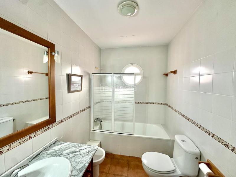 Foto 49183935-90bc-4c34-ab48-9451d4dd6d86. Casa adosada tu hogar ideal te espera! adosado con jardín, piscina y solárium listo para entrar a vivir en Fuente de Piedra