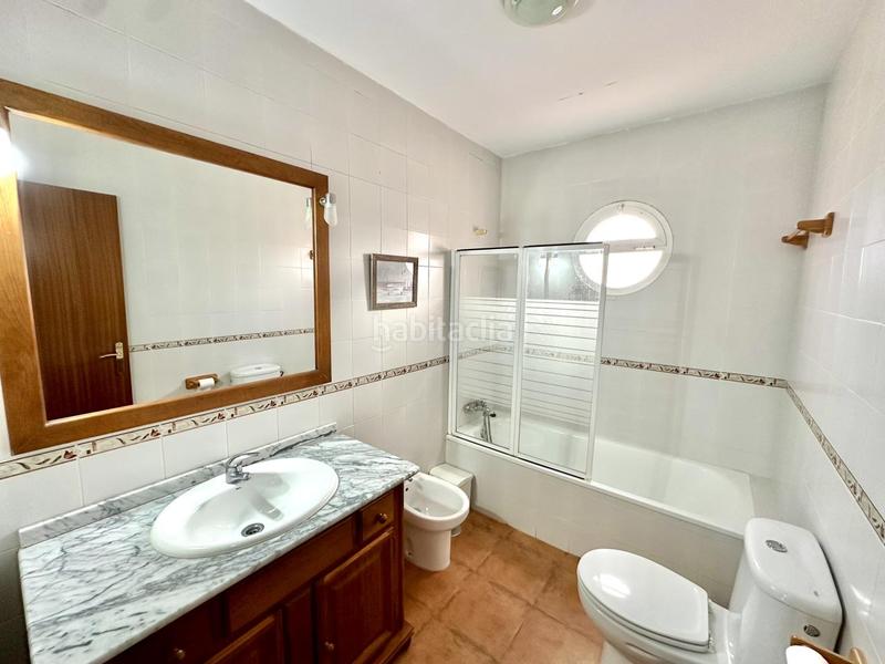 Foto 5a53ff55-2918-4301-bc5e-6a38ad26c7fa. Casa adosada tu hogar ideal te espera! adosado con jardín, piscina y solárium listo para entrar a vivir en Fuente de Piedra