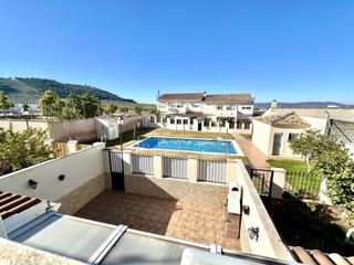 Semi detached house  Luis cernuda