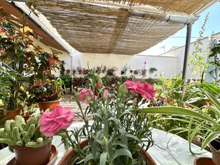 Casa adossada en Humilladero. Listo para entrar a vivir! chalet adosado con patio y garaje en