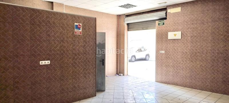 Foto fe9d660f-4703-47a7-929d-df28d44ac325. Local comercial a Portada Alta - Pol. Crta. De Cártama Málaga