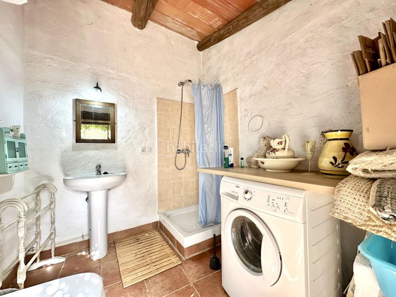 Foto a26116cb-bd92-4699-9432-ea9ed0181321. Casa a Archidona
