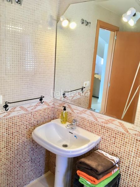 Foto 6b0121b6-9cab-4f29-8c2e-68073539f809. Casa amb piscina a Fuente de Piedra