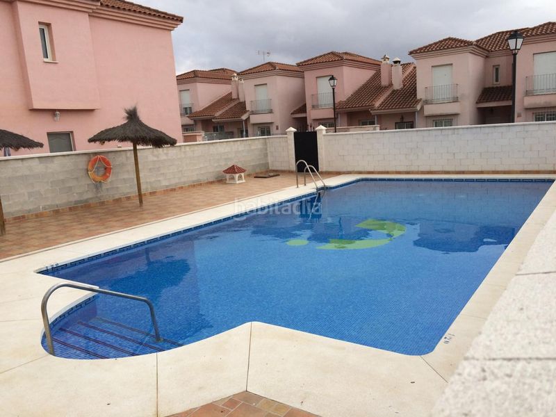 Foto 7a51d7a0-d9df-4ccc-a9fc-91f52a1dc22b. Casa amb piscina a Fuente de Piedra