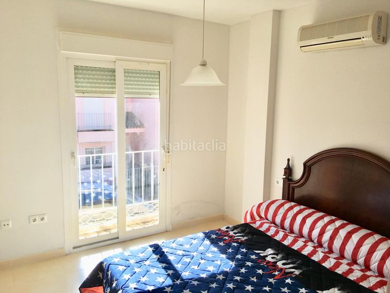 Foto c2250d54-b7a6-4e8e-bb84-ec28a83b94e1. Casa amb piscina a Fuente de Piedra