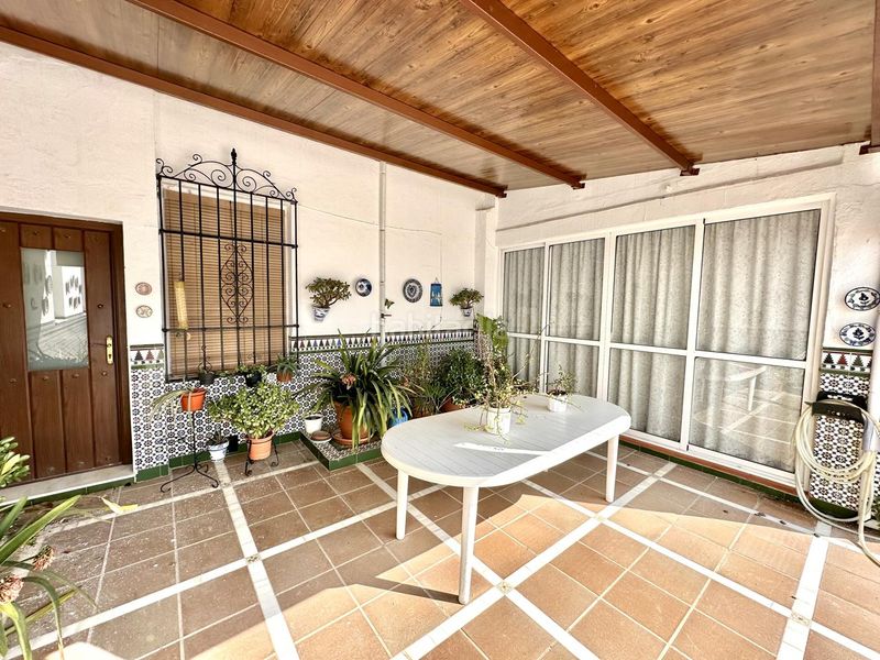 Foto 1cd30a89-e33a-4534-b498-abeea9a32858. Casa amb aparcament piscina a Fuente de Piedra