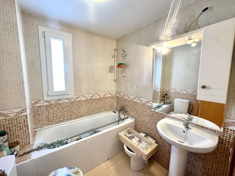 Foto cdf08ee4-888d-4189-9f8b-a67b95e45312. Casa amb piscina a Fuente de Piedra