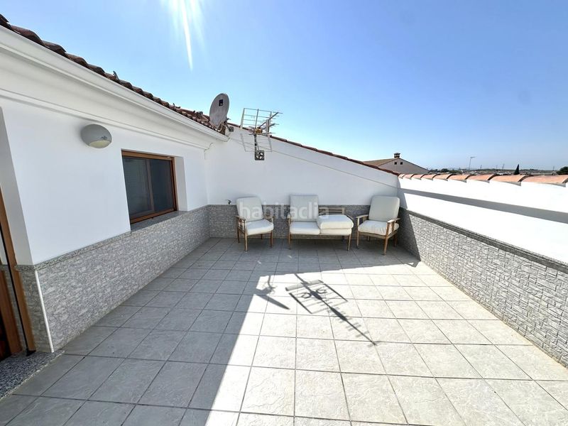Foto c7e614eb-ebd1-4b93-a1fe-1543ea56c63c. Casa amb calefacció aparcament a Humilladero