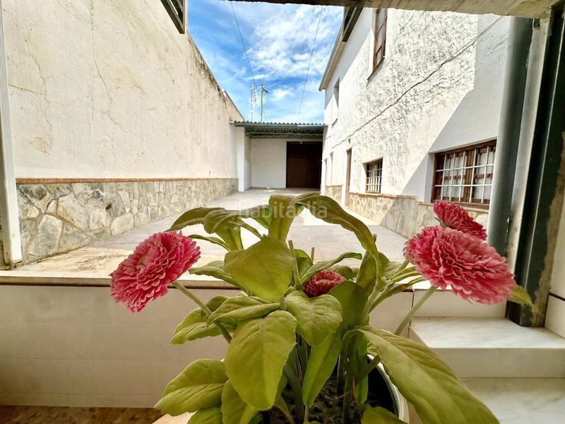 Foto 30ead37d-6a95-483b-9085-fe681c758ddb. Casa amb aparcament a Villanueva de Algaidas