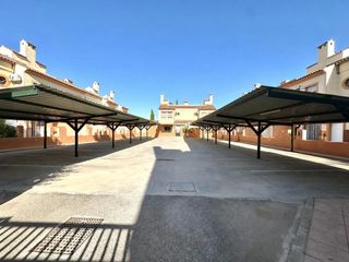 Casa adossada a Fuente de Piedra. Tu nuevo hogar te espera en fuente de piedra, donde la tranquili