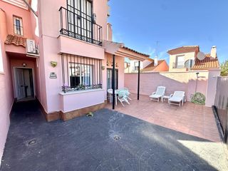 Casa adossada a Fuente de Piedra. Tu nuevo hogar en fuente de piedra te está esperando