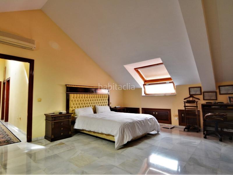 Foto 786b434a-7eb0-4c43-9815-c50d3ca21c1d. Penthouse with heating parking in Centro ciudad Fuengirola
