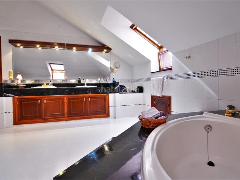 Foto de41bb4f-7e9d-466b-9920-21441283609f. Penthouse with heating parking in Centro ciudad Fuengirola