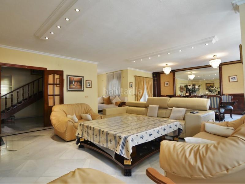 Foto fecb1475-0b43-4449-8cc3-108621451dd8. Penthouse with heating parking in Centro ciudad Fuengirola