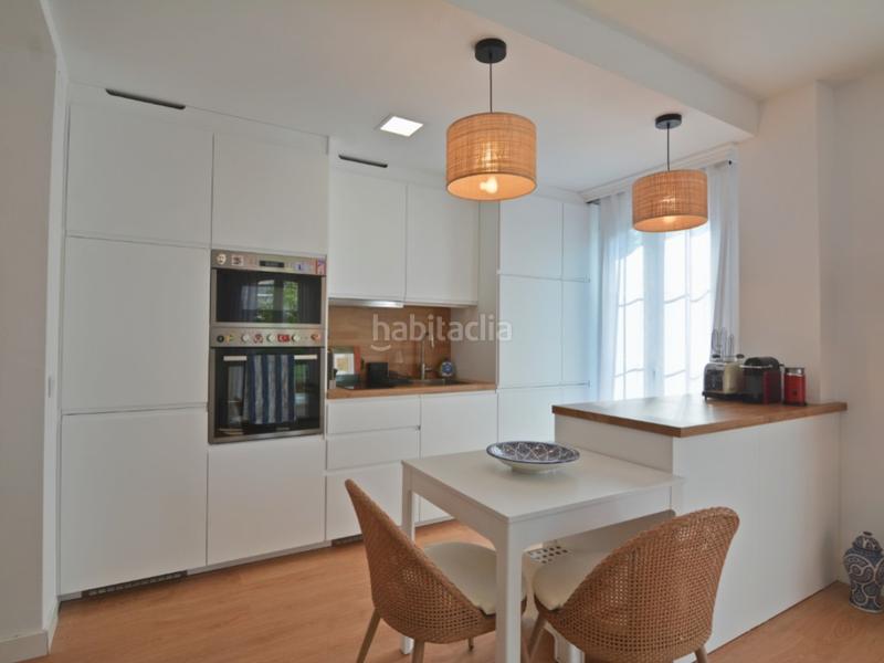 Foto 40435622-24f3-4c6b-b05a-d4da81f261da. Piso exclusiva vivienda reformada en pleno centro en Fuengirola
