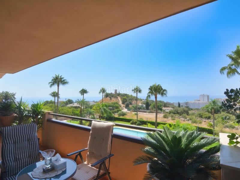 Foto 0846f809-3d7a-48a6-b2ac-569e8f8f31c8. Piso exclusiva propiedad en complejo de lujo en torreblanca baja en Fuengirola