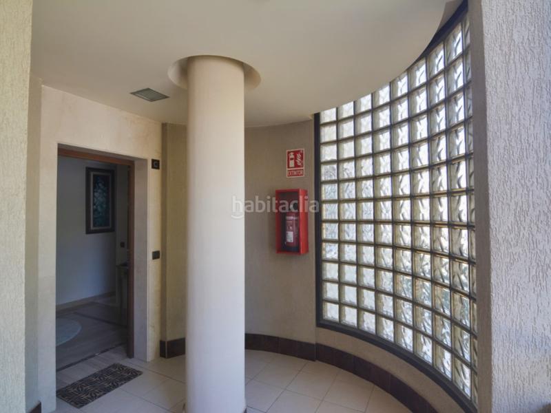 Foto d0314fa6-0926-4946-bc4b-961b9a6f8f55. Piso exclusiva propiedad en complejo de lujo en torreblanca baja en Fuengirola