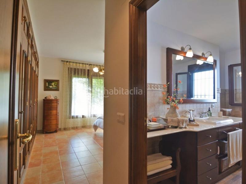 Foto 540b3947-07dd-456c-9c7c-ab72f96f34f9. Flat with parking in Mijas golf Mijas