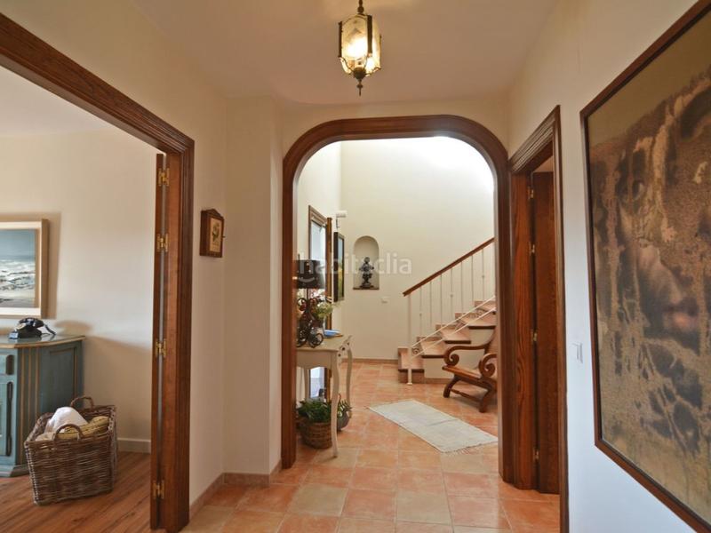 Foto f2ef0fe9-ee74-4574-a6e9-42dc3bcc61db. Flat with parking in Mijas golf Mijas