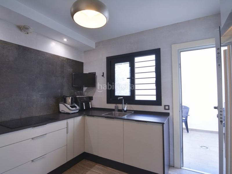 Foto 5b6448b2-36cf-4f8c-9ec1-a9f0e55e87c9. Casa amb calefacció aparcament a Centro ciudad Fuengirola