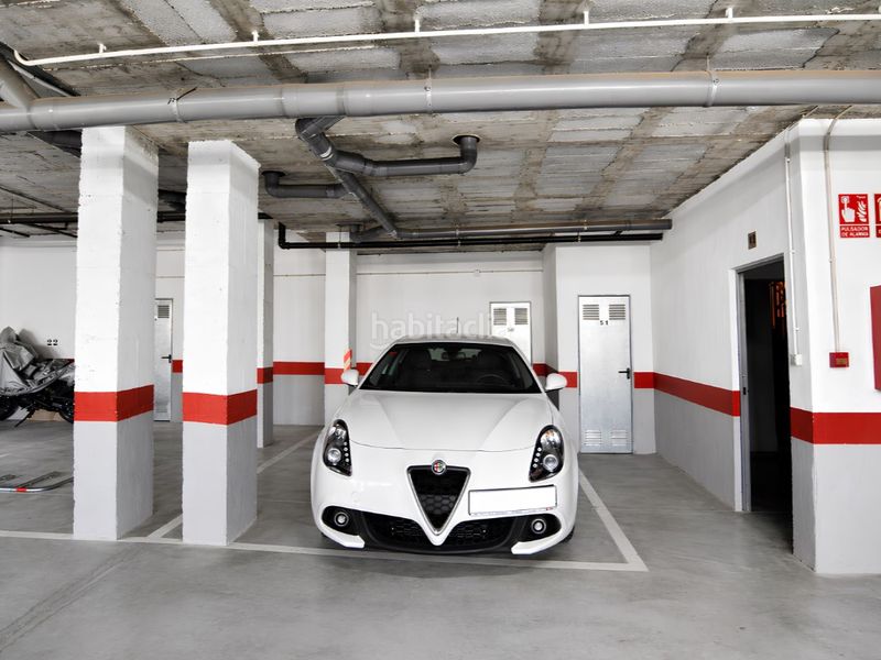 Foto 03838347-c3a1-400c-b7eb-fb09085add16. Pis amb aparcament a Torreblanca del Sol Fuengirola