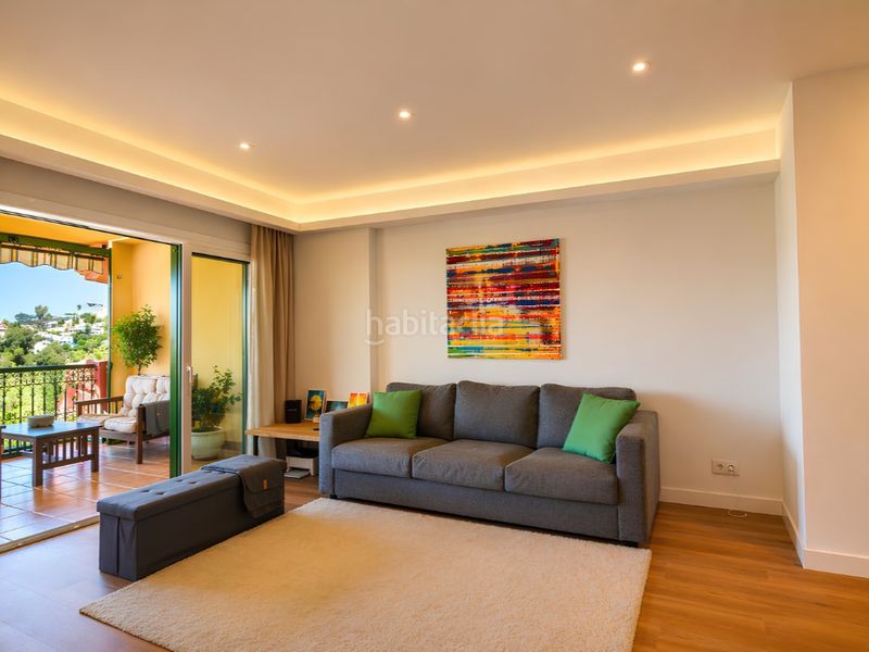 Foto 5cbf775f-69d7-4e29-b750-24e7d2bc8d01. Pis amb aparcament a Torreblanca del Sol Fuengirola