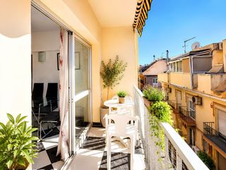 Penthouse  Calle moncayo. Precioso apartamento de un dormitorio en el centro de fuengirola