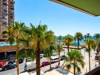 Appartement  Paseo maritimo rey de españa. Precioso apartamento en primera línea de playa con licencia turí