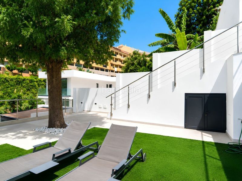 Foto 5a5cd266-2d3a-4368-b6b5-99a8397f20ba. Casa amb calefacció aparcament piscina a Torreblanca del Sol Fuengirola