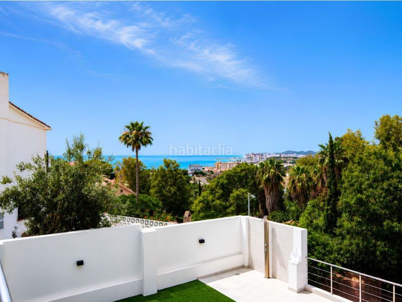 Foto 9cb37661-db74-4324-9237-ce2f1ffab3fb. Casa amb calefacció aparcament piscina a Torreblanca del Sol Fuengirola