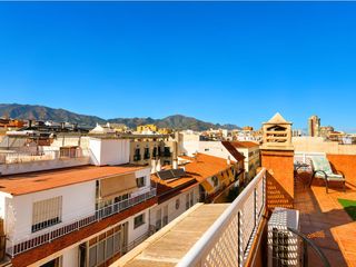 Flat  Calle troncon. Ático exclusivo con gran solárium privado a un paso de la playa