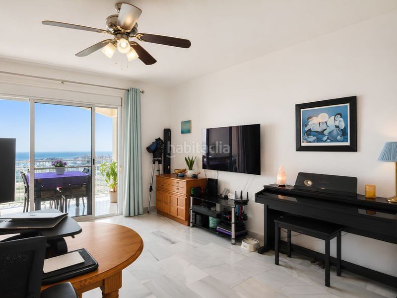 Foto 0978be1c-ec98-46fa-9425-82f17b4826a8. Piso vive el sueño mediterráneo en este precioso apartamento en primera línea de playa. en Fuengirola