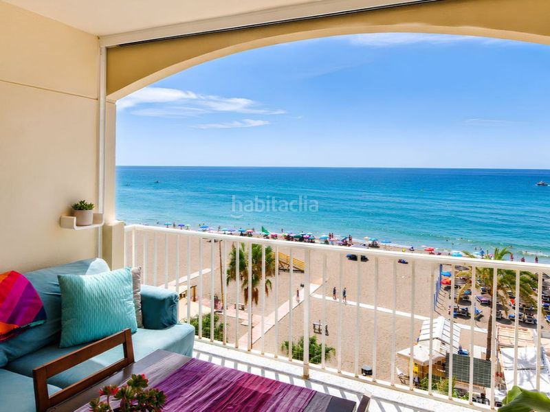 Foto b6c616d4-deae-46f2-bee9-50dbe9e7cdc8. Piso vive el sueño mediterráneo en este precioso apartamento en primera línea de playa. en Fuengirola