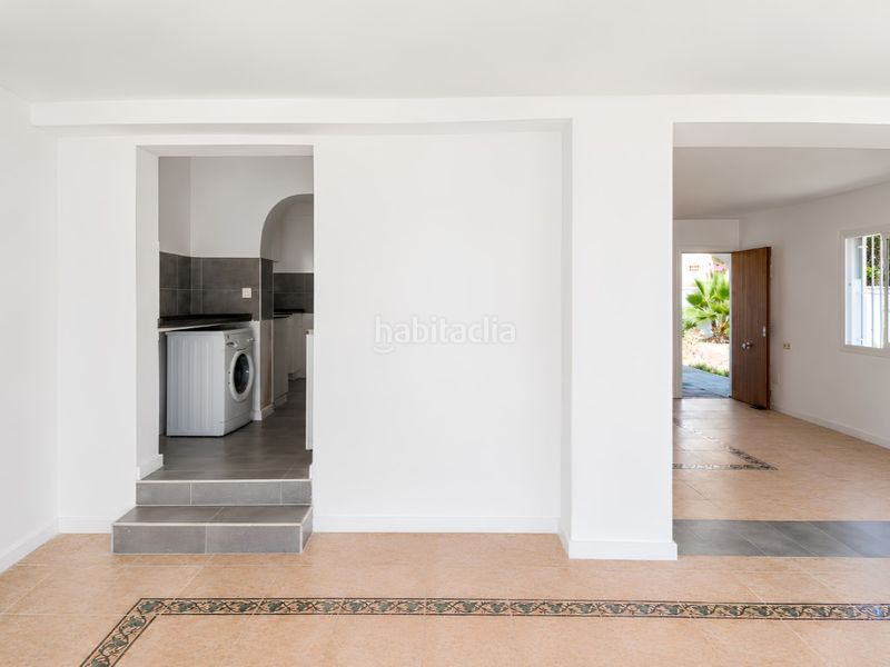 Foto a468a327-d6db-4b68-9af1-c32c3c12f76b. Casa amb aparcament a Torreblanca del Sol Fuengirola